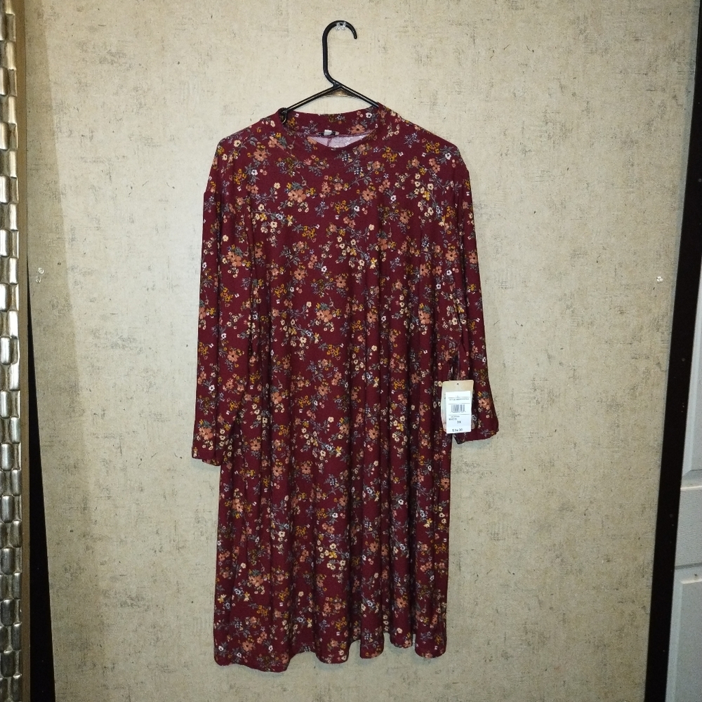 Woman's Lily White dress size 3X